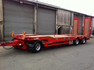 3-Axle-Turntable-Low-Loader