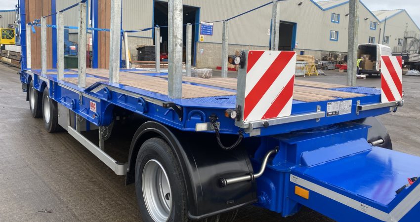 3 A Turntable Ll 8